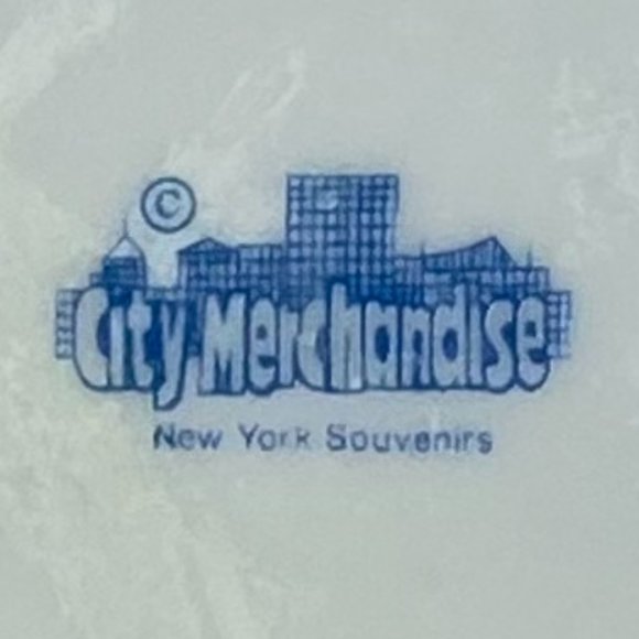 Vintage New York Ashtray - Picture 2 of 2